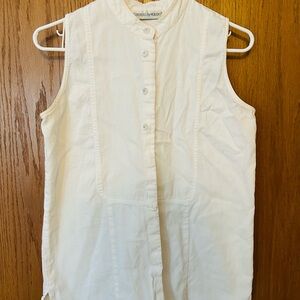 VINTAGE Women's White Sleeveless Button Down Shirt